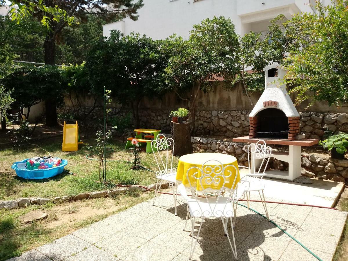 Apartmani Mw, Crveni Apartman Baška Exteriér fotografie